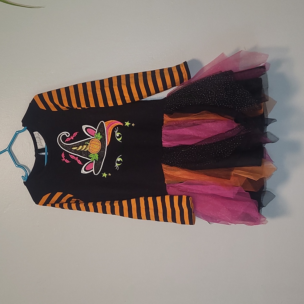 Girls size 6 long Halloween unicorn shirt with tulle attached